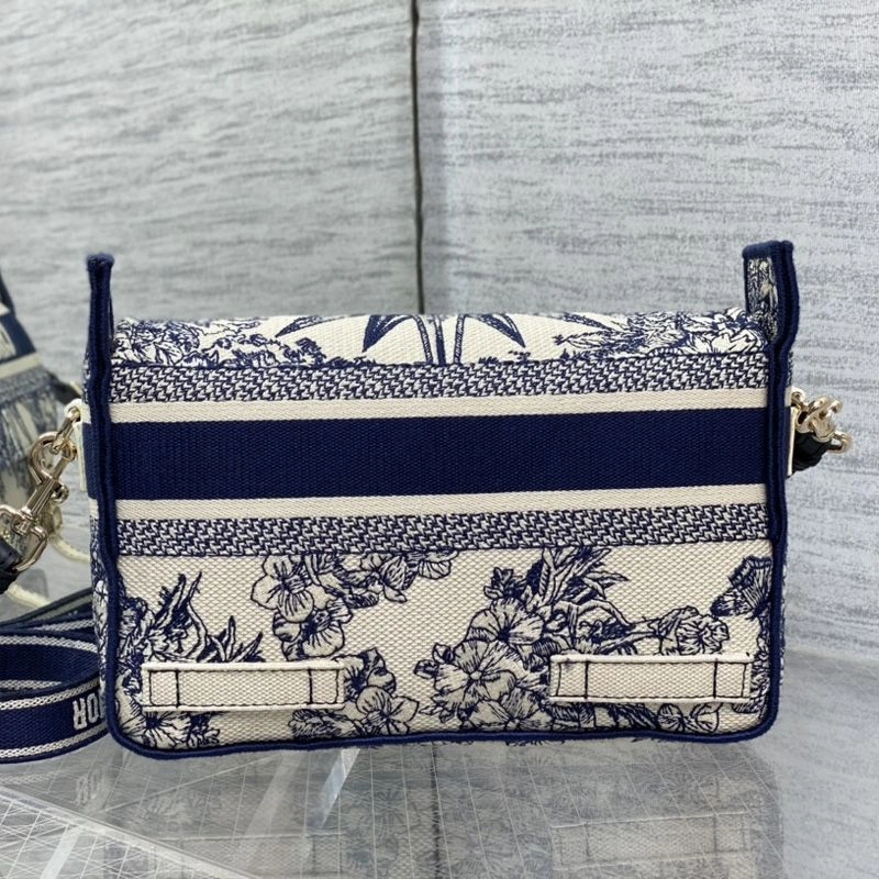 GoAnywhere 5445 Small Diorcamp Messenger In Reve d'Infini Motif Canvas Blue - Image 3