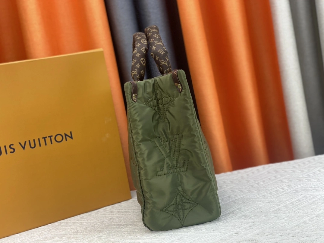 GoAnywhere 7706 Louis Vuitton AAA Quality Tote-Handbags For Women - Image 3