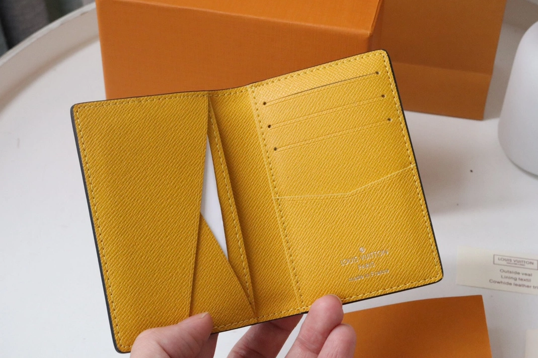 GoodFit 468 Louis Vuitton LV Card Case - Image 4