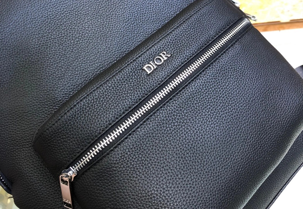 GoodFit 8421 Christian Dior AAA Man Backpacks - Image 4