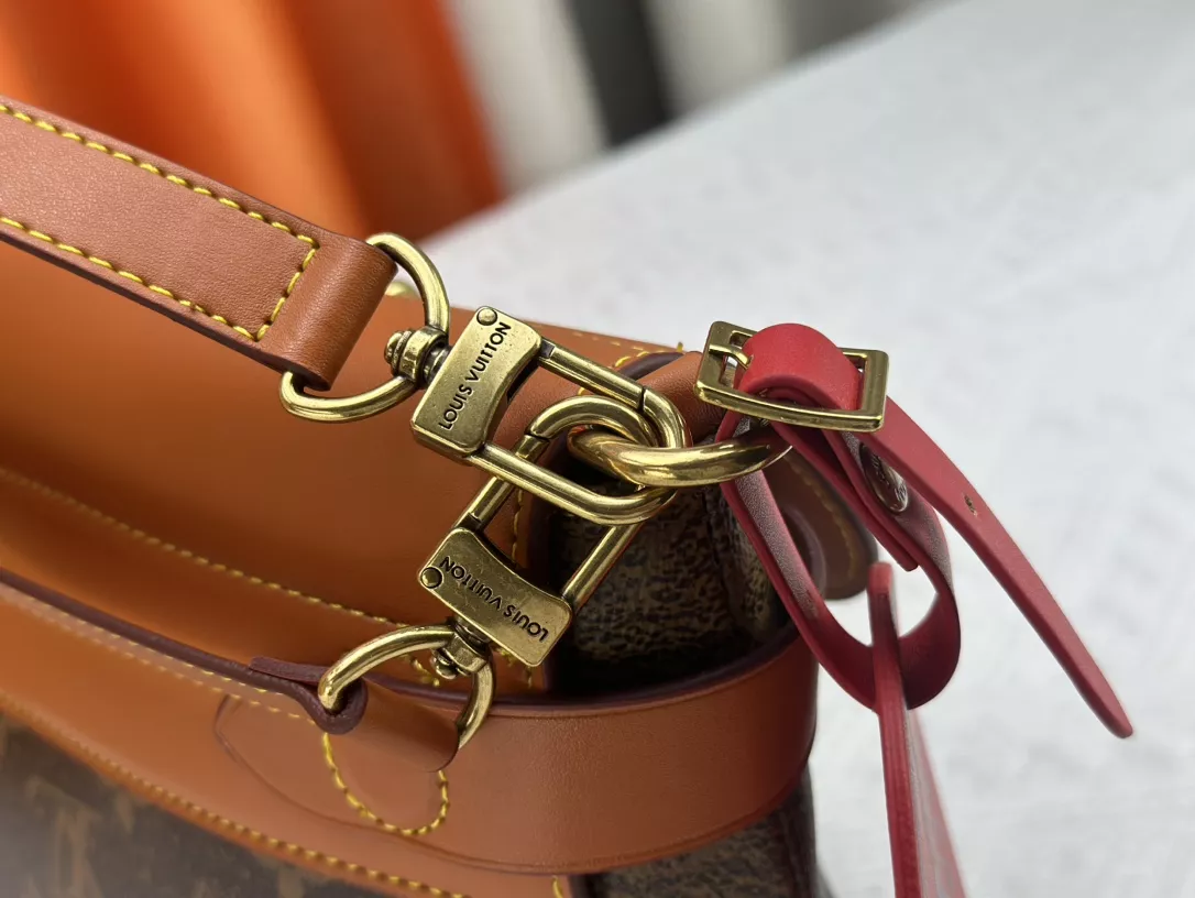 GoodFit 8717 Louis Vuitton AAA Quality Messenger Bags For Women - Image 7