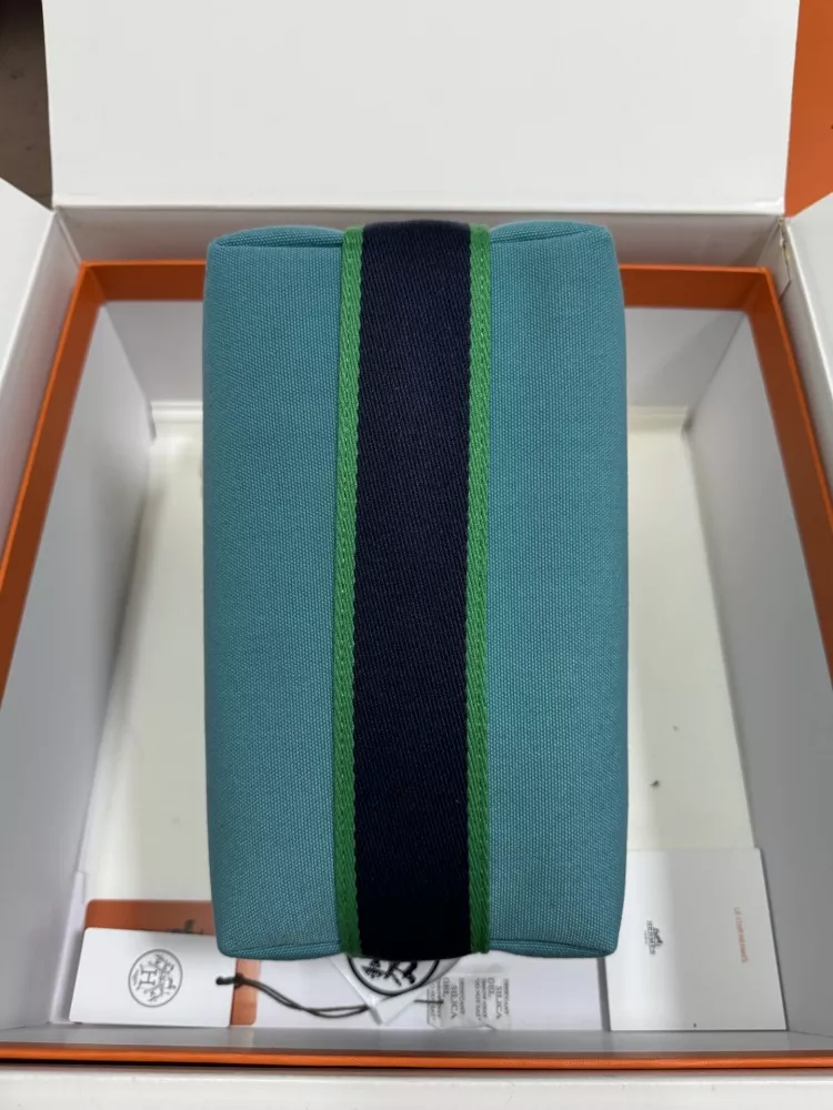 Hermes AAA Quality Handbags For Women Comfortable 3589 - Image 5