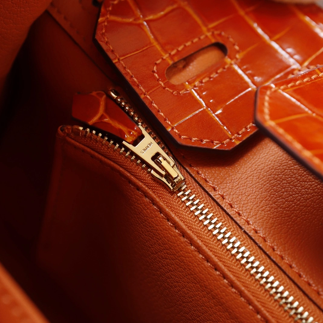 Hermes AAA Quality Handbags For Women Comfortable 4420 - Image 4