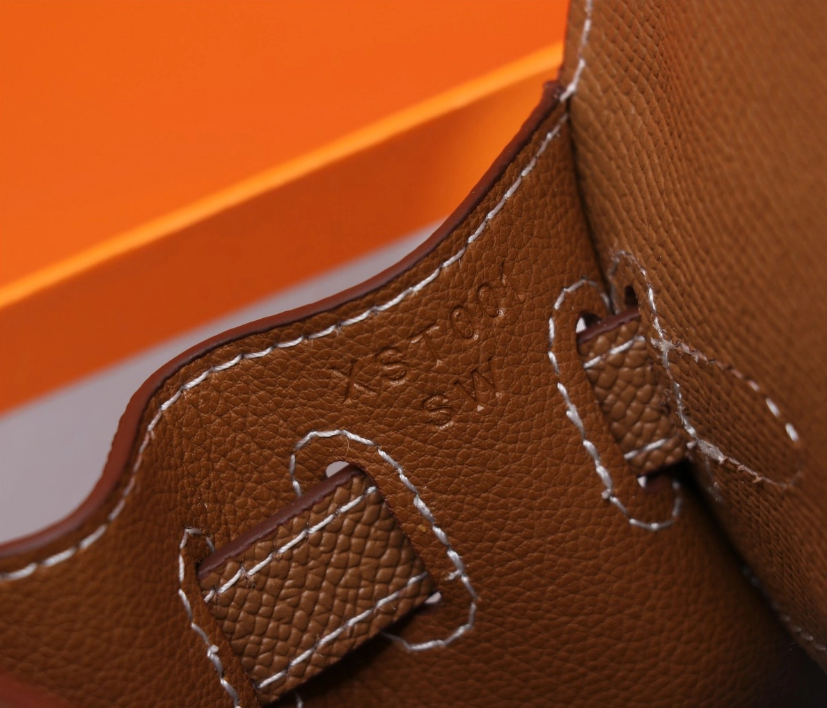 Hermes AAA Quality Handbags For Women Lightweight 7049 - Image 4