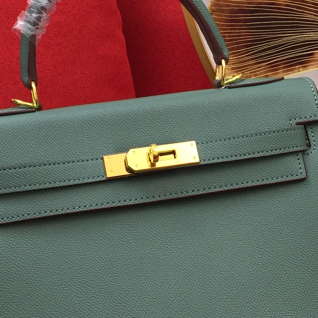 Hermes AAA Quality Handbags For Women Soft 6606 - Image 4