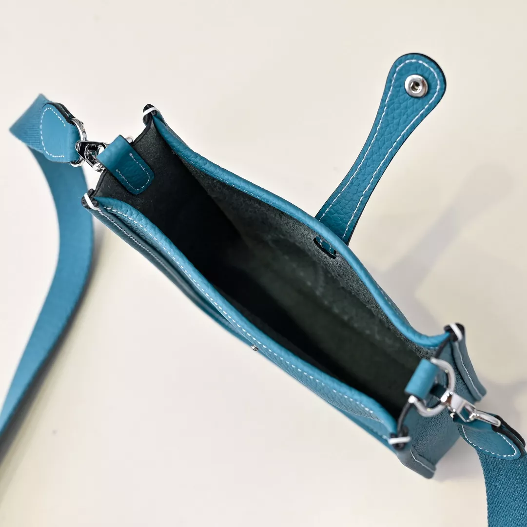 Hermes AAA Quality Messenger Bags For Women SmartChoice 7433 - Image 8