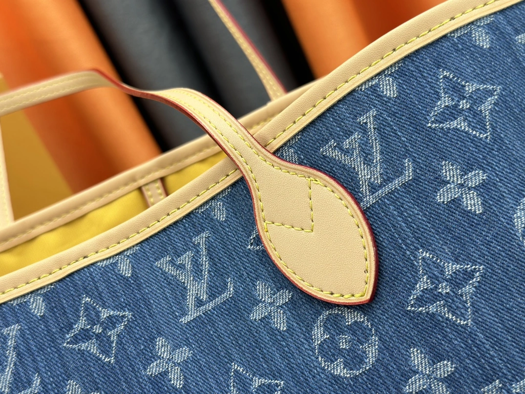 HighQuality 7869 Louis Vuitton AAA Quality Shoulder Bags For Women - Image 6