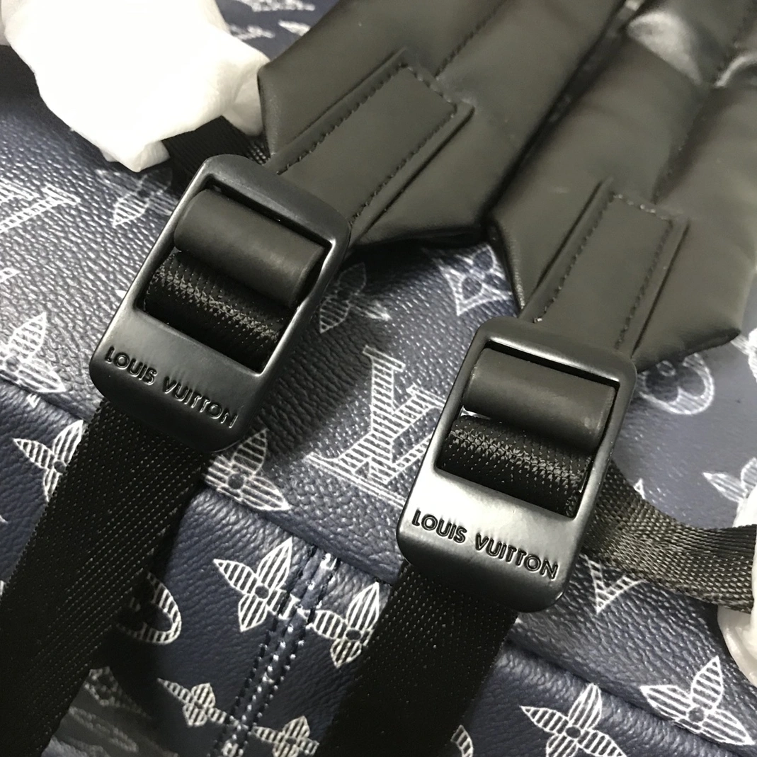 Louis Vuitton AAA Quality Backpacks For Unisex Bold 4554 - Image 6