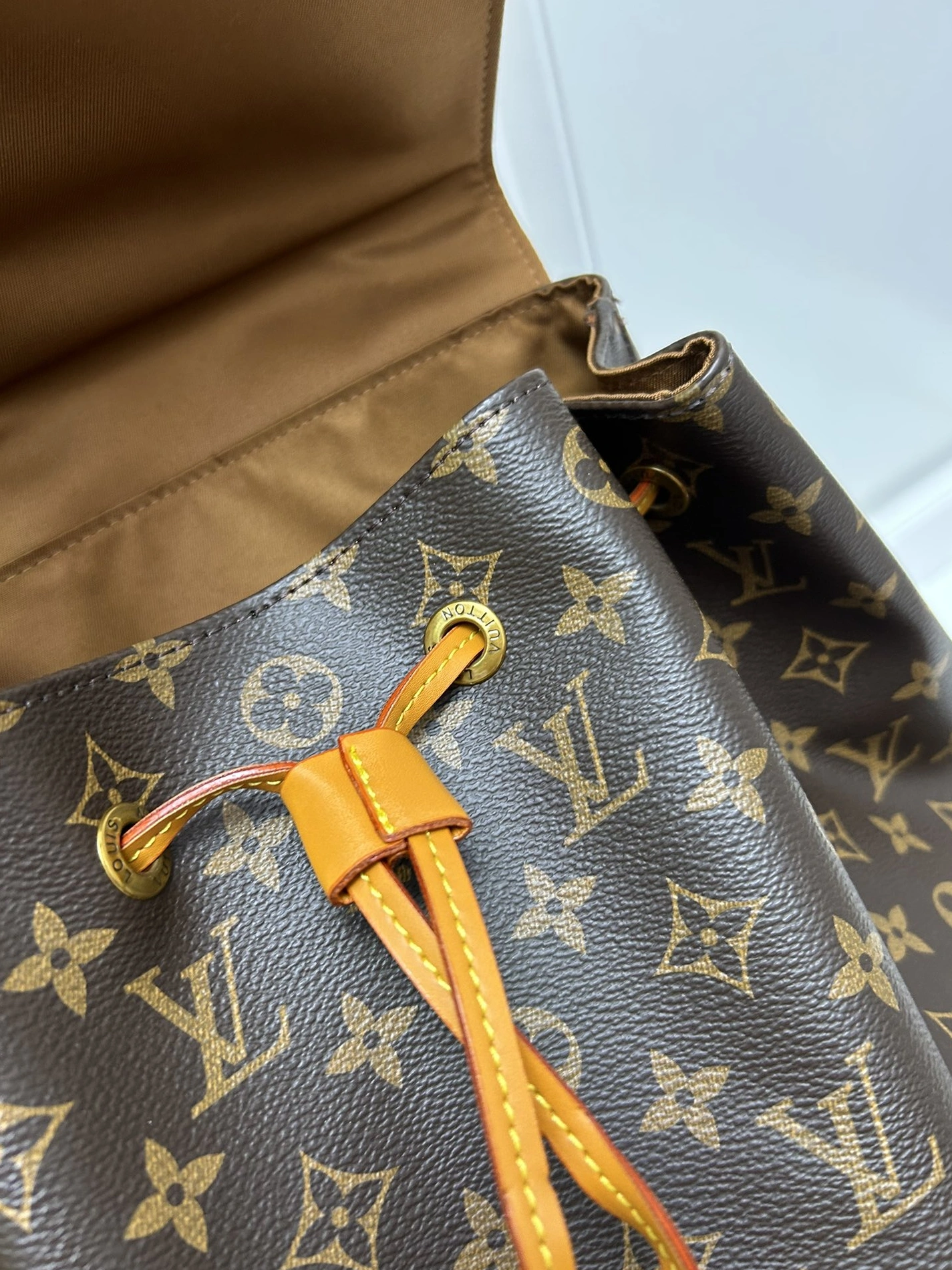 Louis Vuitton AAA Quality Backpacks For Unisex GoAnywhere 6363 - Image 7