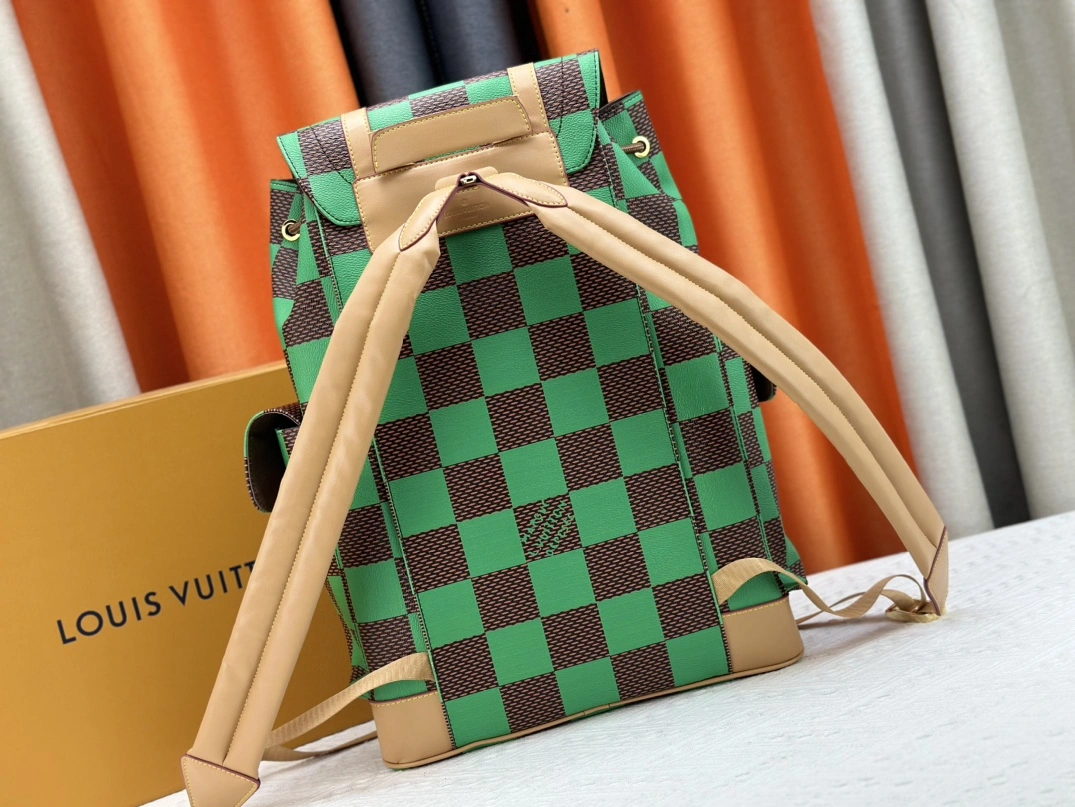 Louis Vuitton AAA Quality Backpacks For Unisex Refined 685 - Image 4