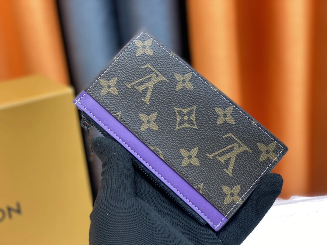 Louis Vuitton AAA Quality Card Case For Unisex Elegant 7238