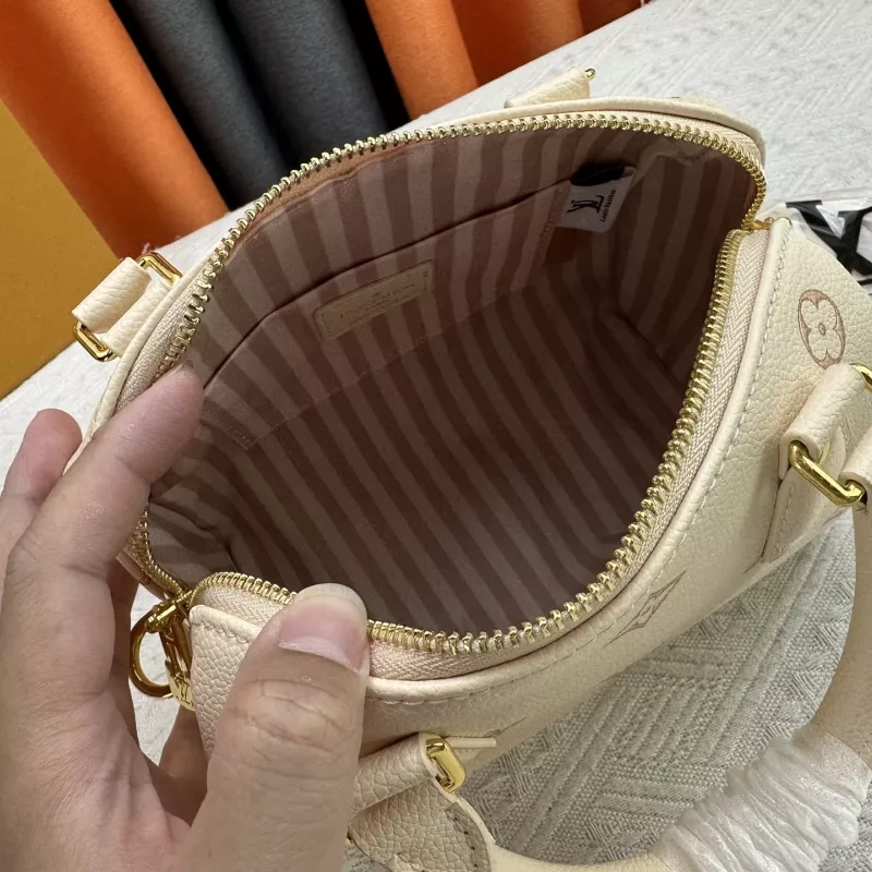 Louis Vuitton AAA Quality Handbags For Women Compact 2019 - Image 7