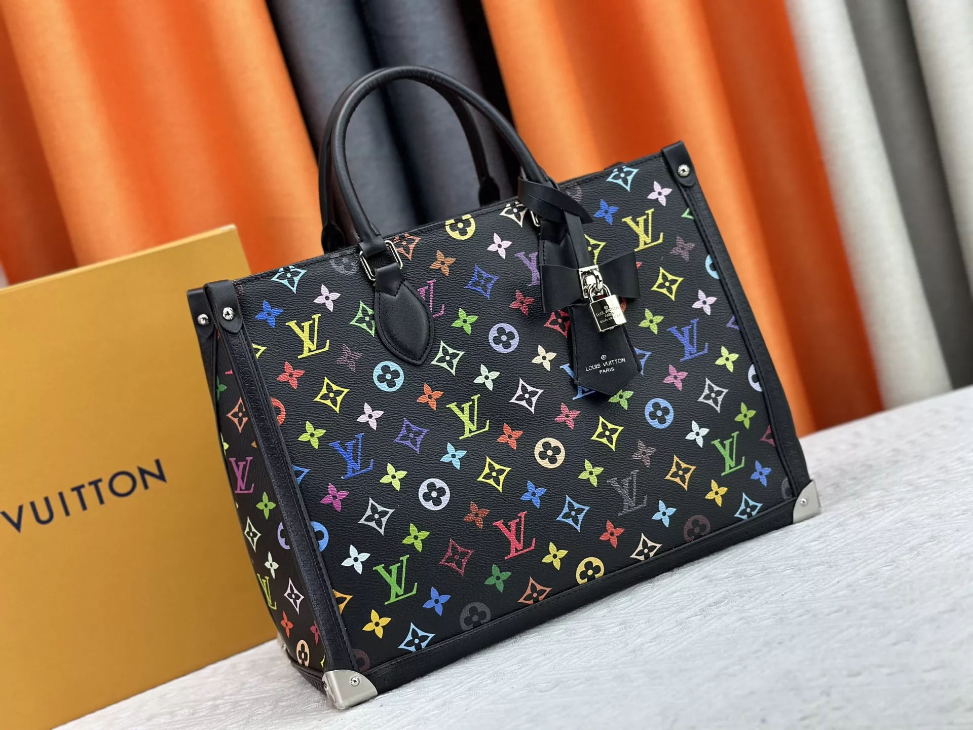 Louis Vuitton AAA Quality Handbags For Women Durable 972