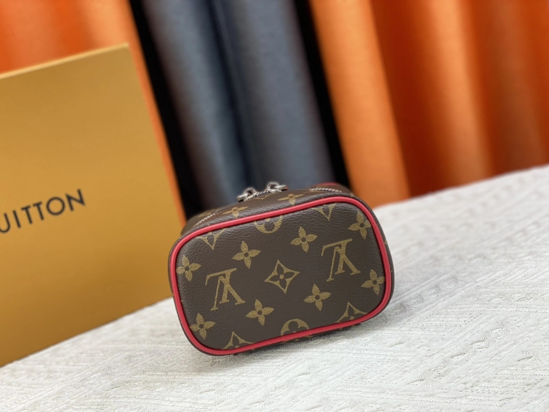 Louis Vuitton AAA Quality Handbags For Women Elegant 7034 - Image 5