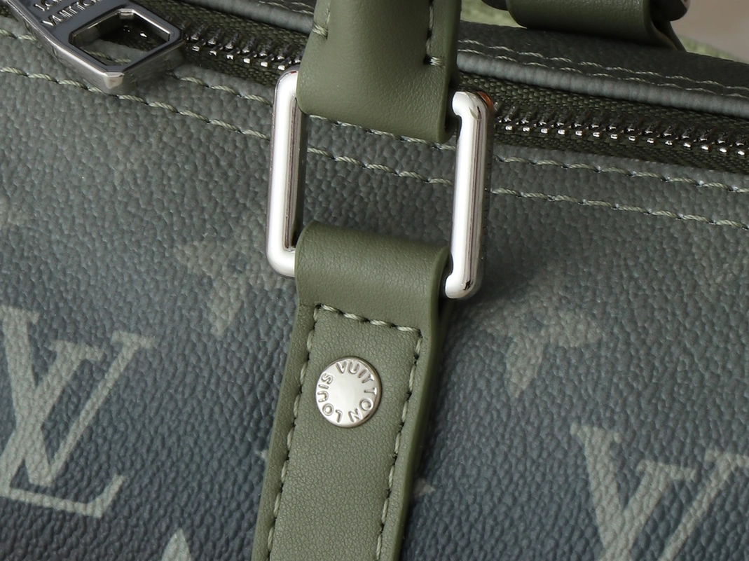 Louis Vuitton AAA Quality Handbags For Women Sleek 5747 - Image 5