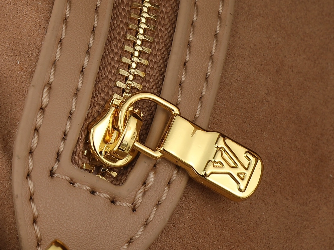 Louis Vuitton AAA Quality Handbags For Women Unique 1625 - Image 7