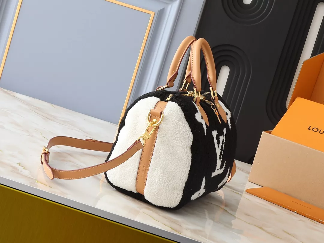 Louis Vuitton AAA Quality Handbags For Women UrbanStyle 3590