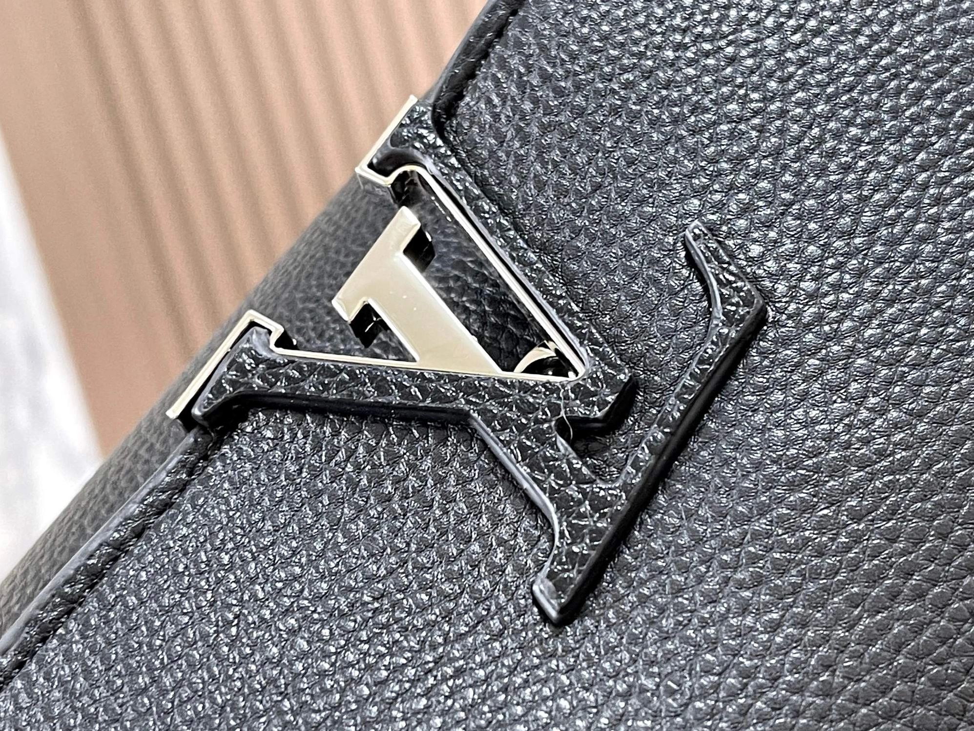 Louis Vuitton AAA Quality Messenger Bags For Women BestValue 1793 - Image 6