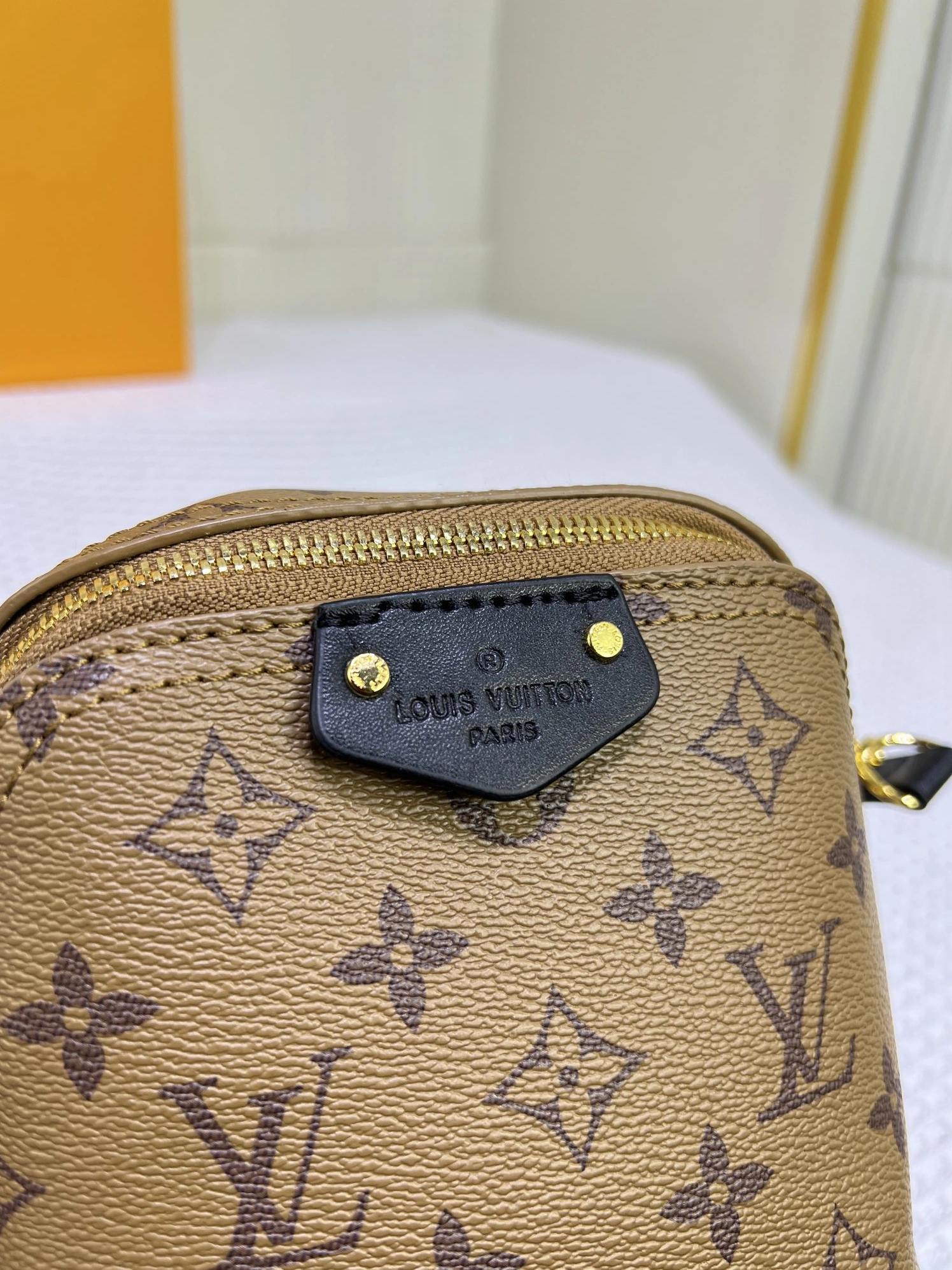 Louis Vuitton AAA Quality Messenger Bags For Women EasyMatch 8840 - Image 6