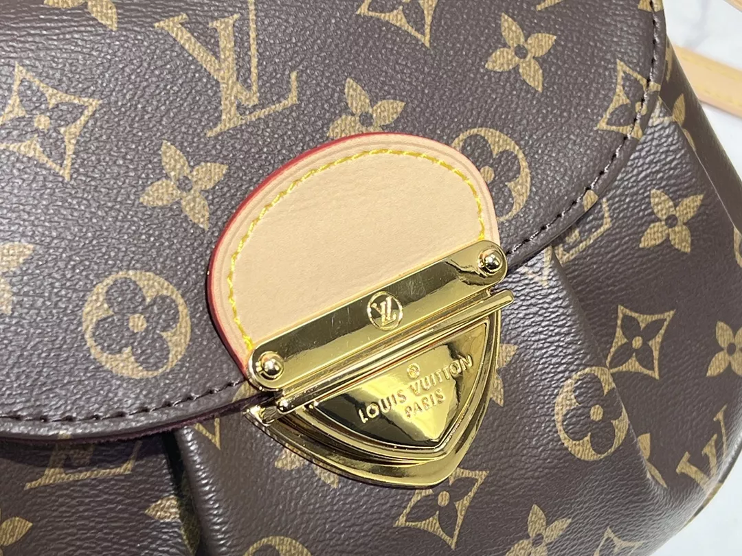 Louis Vuitton AAA Quality Messenger Bags For Women Sleek 3858 - Image 4