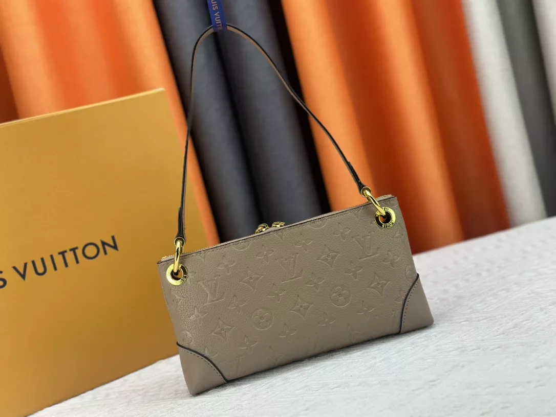 Louis Vuitton AAA Quality Shoulder Bags For Women GoAnywhere 9311 - Image 3