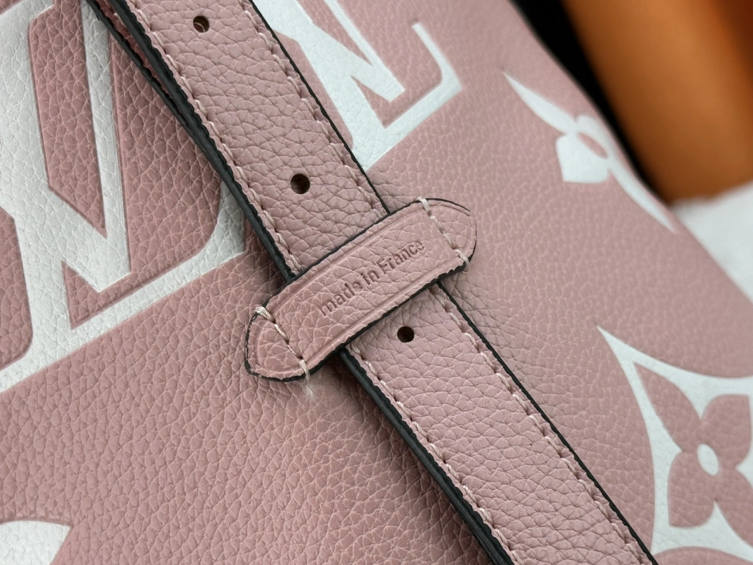 Louis Vuitton AAA Quality Shoulder Bags For Women Popular 1563 - Image 6