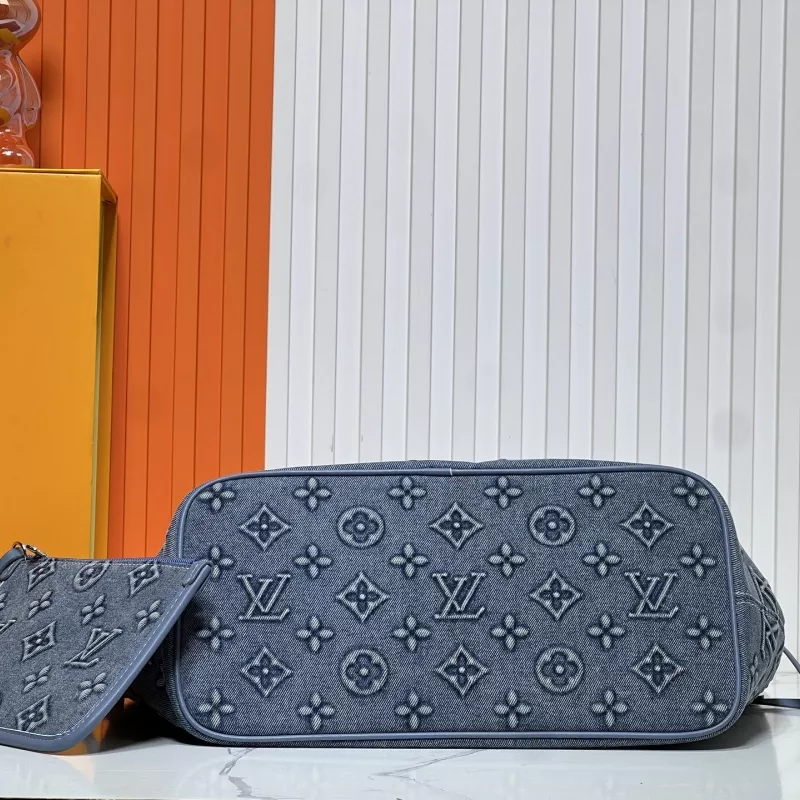 Louis Vuitton AAA Quality Shoulder Bags For Women Practical 3024 - Image 5