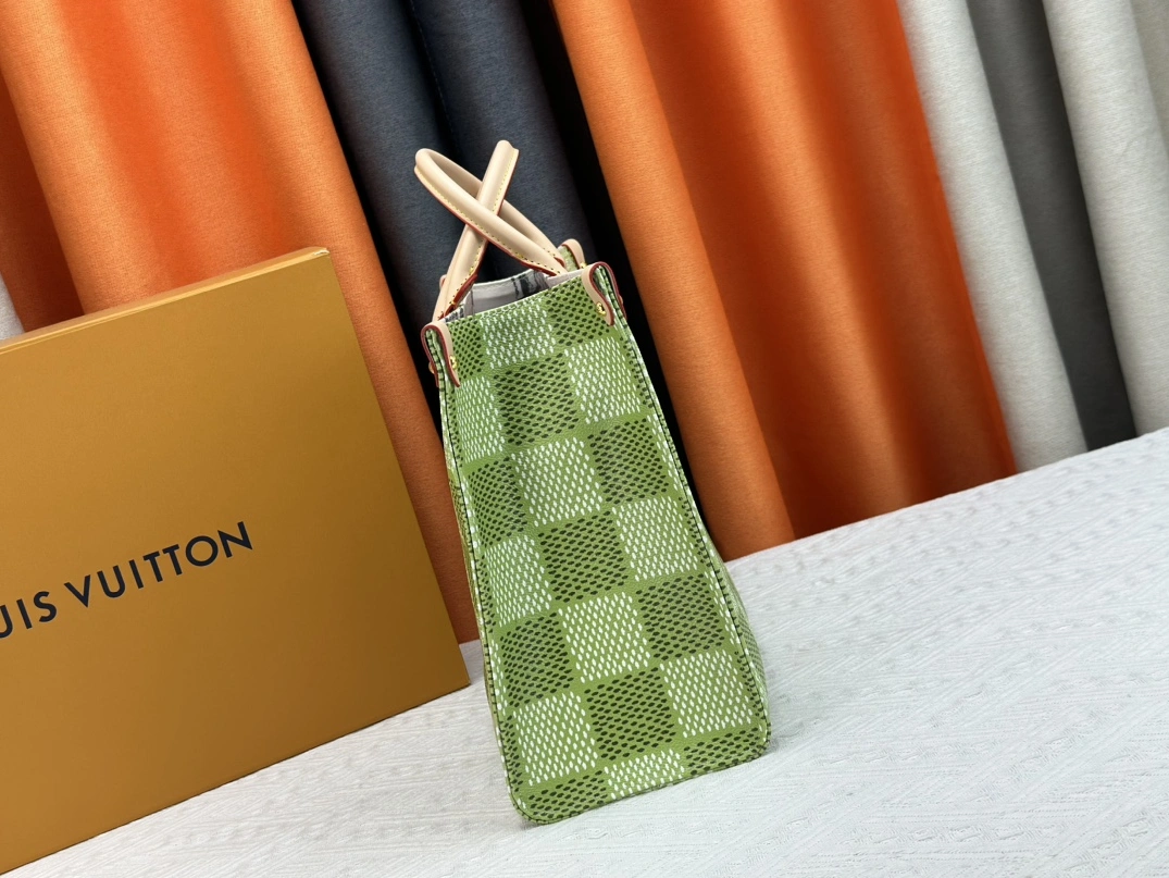 Louis Vuitton AAA Quality Tote-Handbags For Women Comfortable 7095 - Image 3