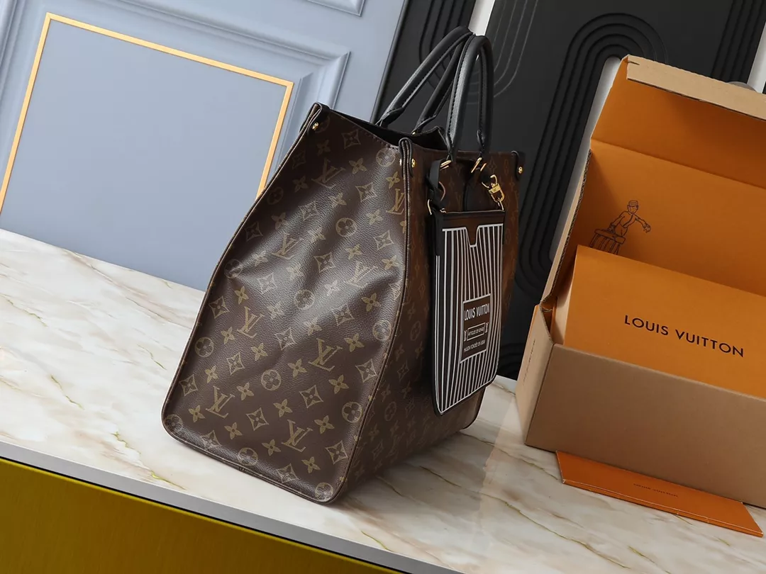 Louis Vuitton AAA Quality Tote-Handbags For Women Modern 6334