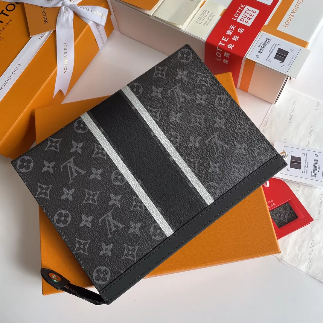 Louis Vuitton AAA Quality Wallets SmartChoice 8172 - Image 3