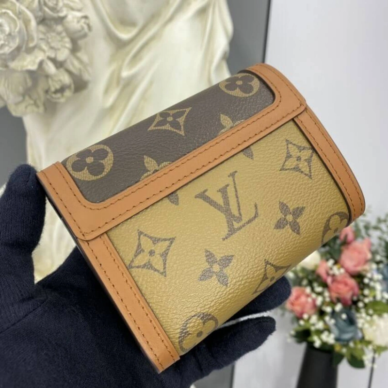 The Dauphi Louis Vuitton Dauphine Compact Wallet - Image 4