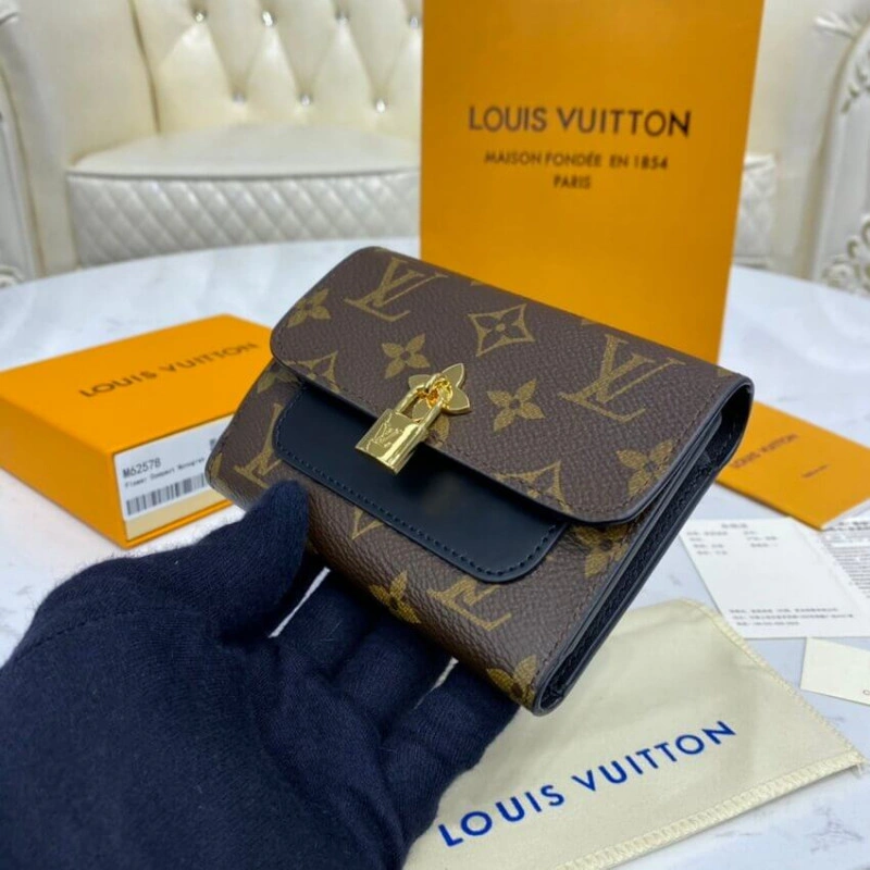 Golden co Louis Vuitton Flower Compact Wallet Black - Image 3