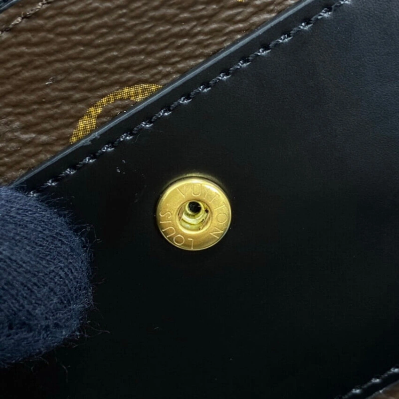 Golden co Louis Vuitton Flower Compact Wallet Black - Image 7