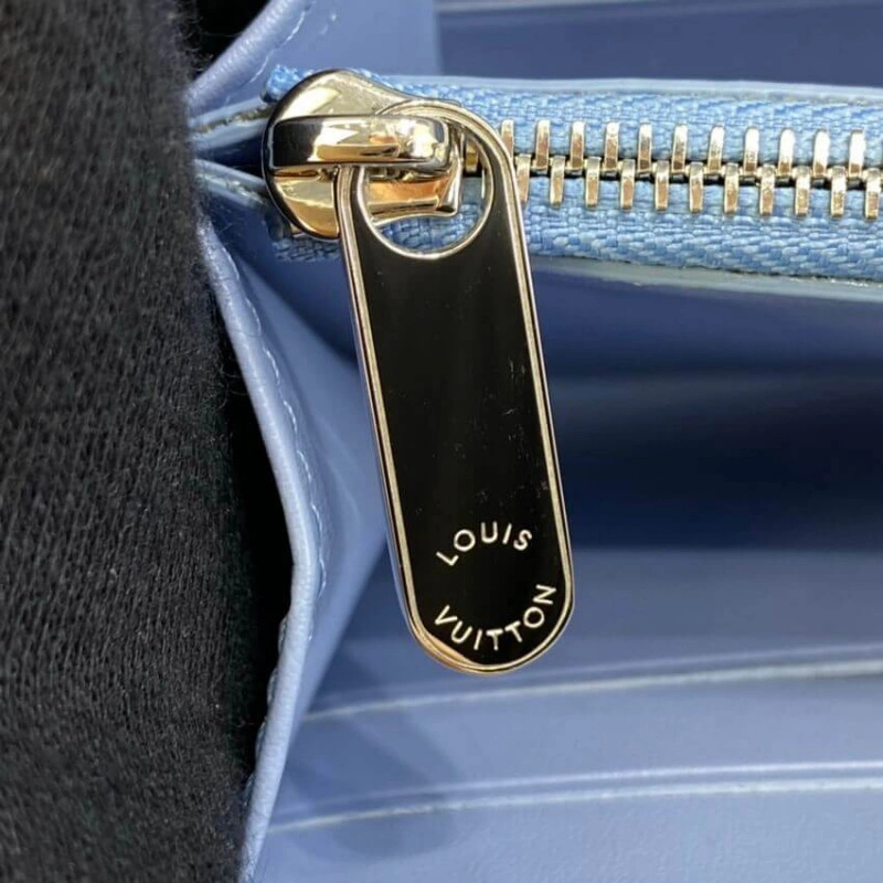 2 large c Louis Vuitton Iris Wallet in Blue Gradient Mahina Perforated Leather - Image 9