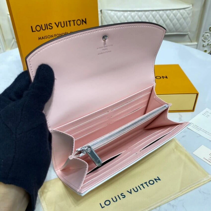 12 card s Louis Vuitton Iris Wallet in Pink Gradient Mahina Perforated Leather - Image 7