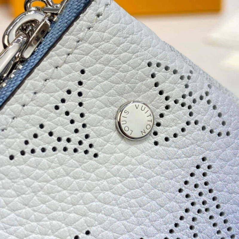 Microfibe Louis Vuitton Key Pouch in Blue Gradient Mahina Perforated Leather - Image 6