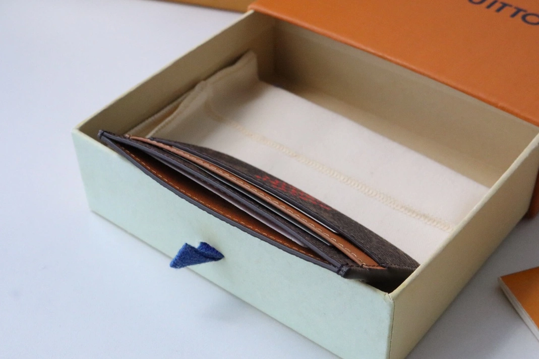 Louis Vuitton LV Card Case Fashionable 8980 - Image 3