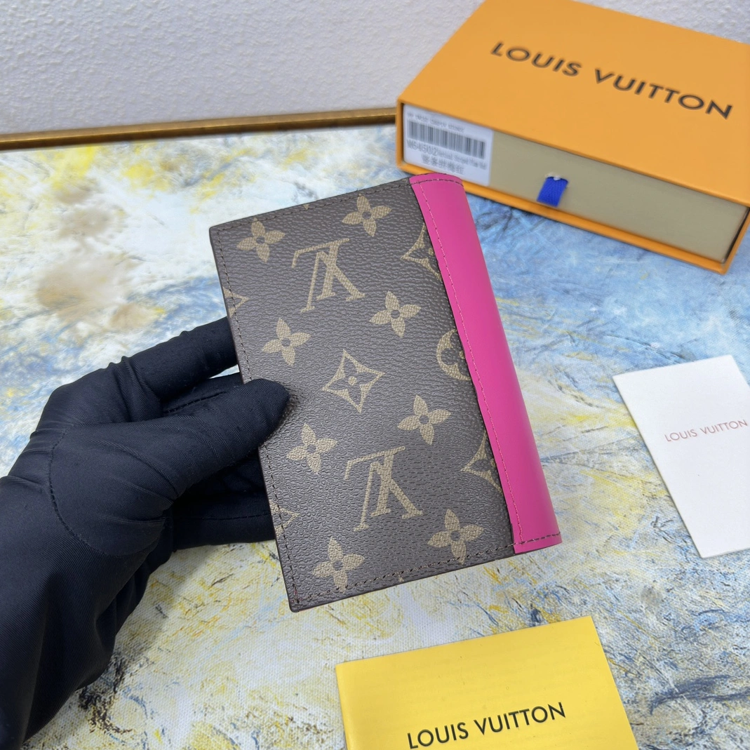 Louis Vuitton LV Card Case For Unisex SportInspired 6455 - Image 3
