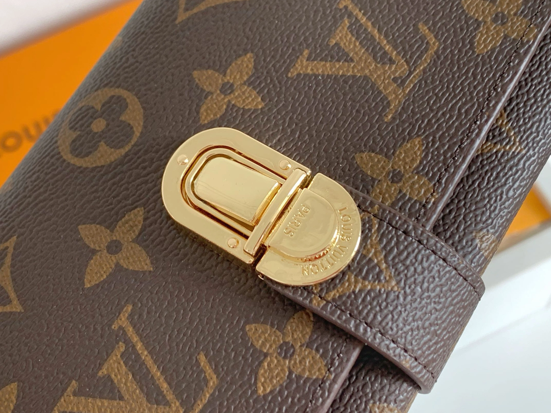 Louis Vuitton LV Card Case For Women StreetReady 7678 - Image 4