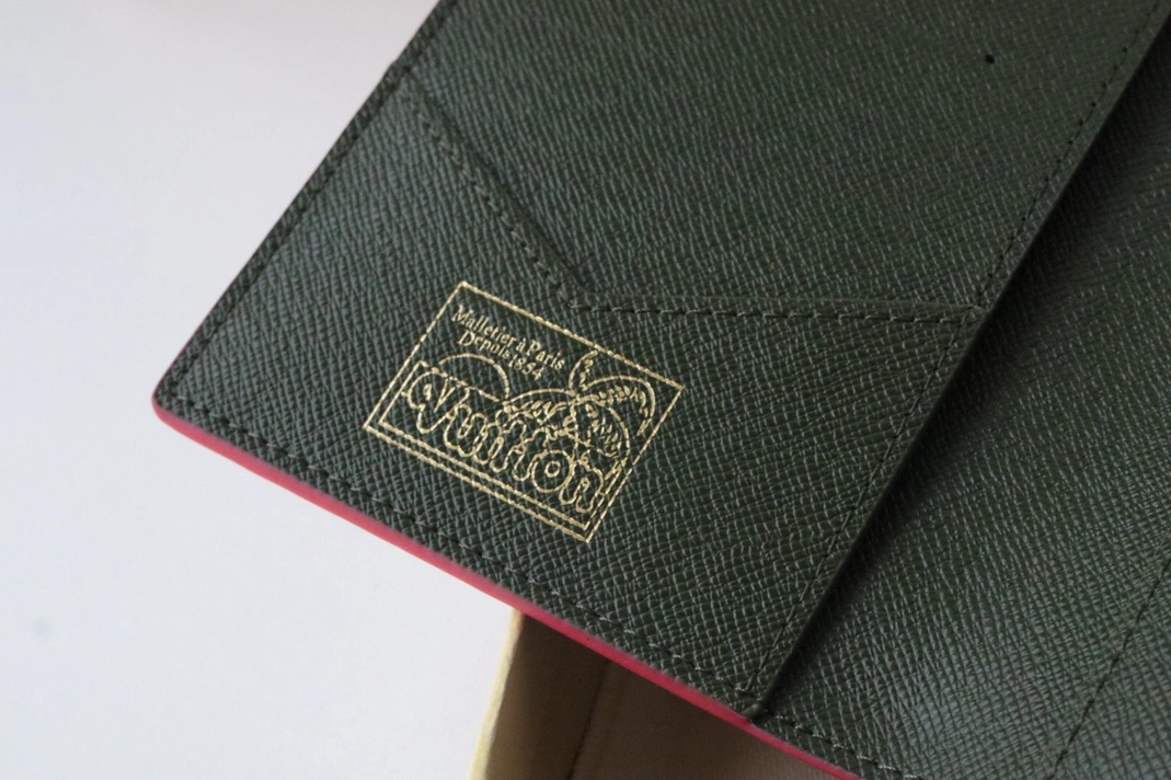 Louis Vuitton LV Card Case Popular 970 - Image 6