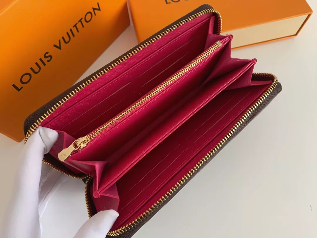 Louis Vuitton LV Wallets In Rose Red Modern 3923 - Image 5