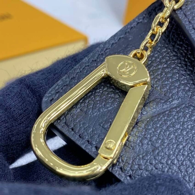 Chain wit Louis Vuitton Monogram Empreinte Card Holder Recto Verso Black - Image 8