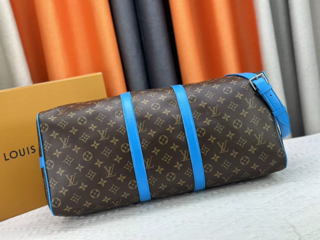 Louis Vuitton Travel Bags BestValue 5805 - Image 4