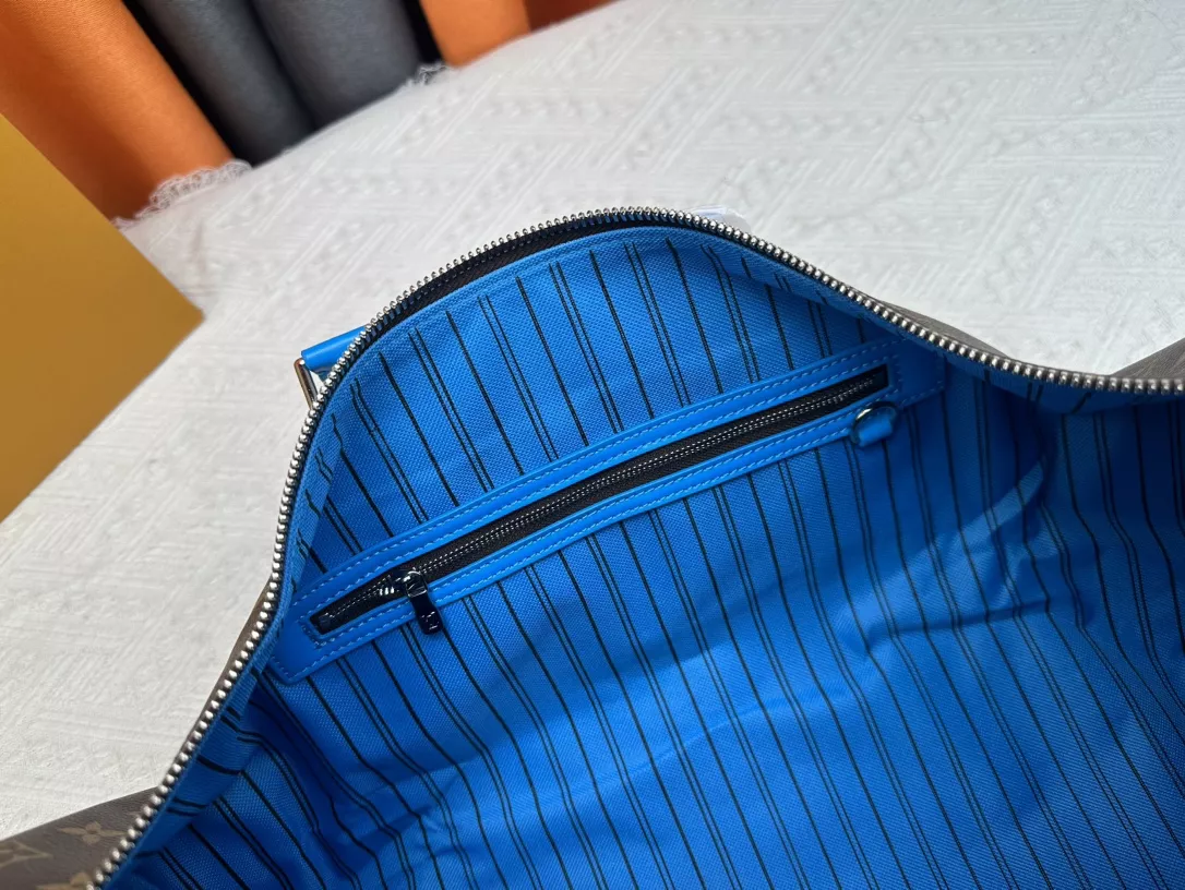 Louis Vuitton Travel Bags BestValue 5805 - Image 7
