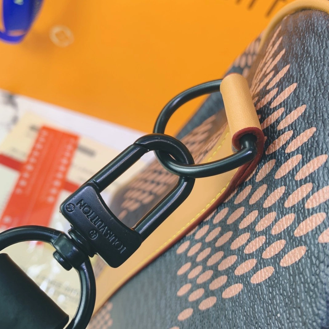 Louis Vuitton Travel Bags NewStyle 3207 - Image 7