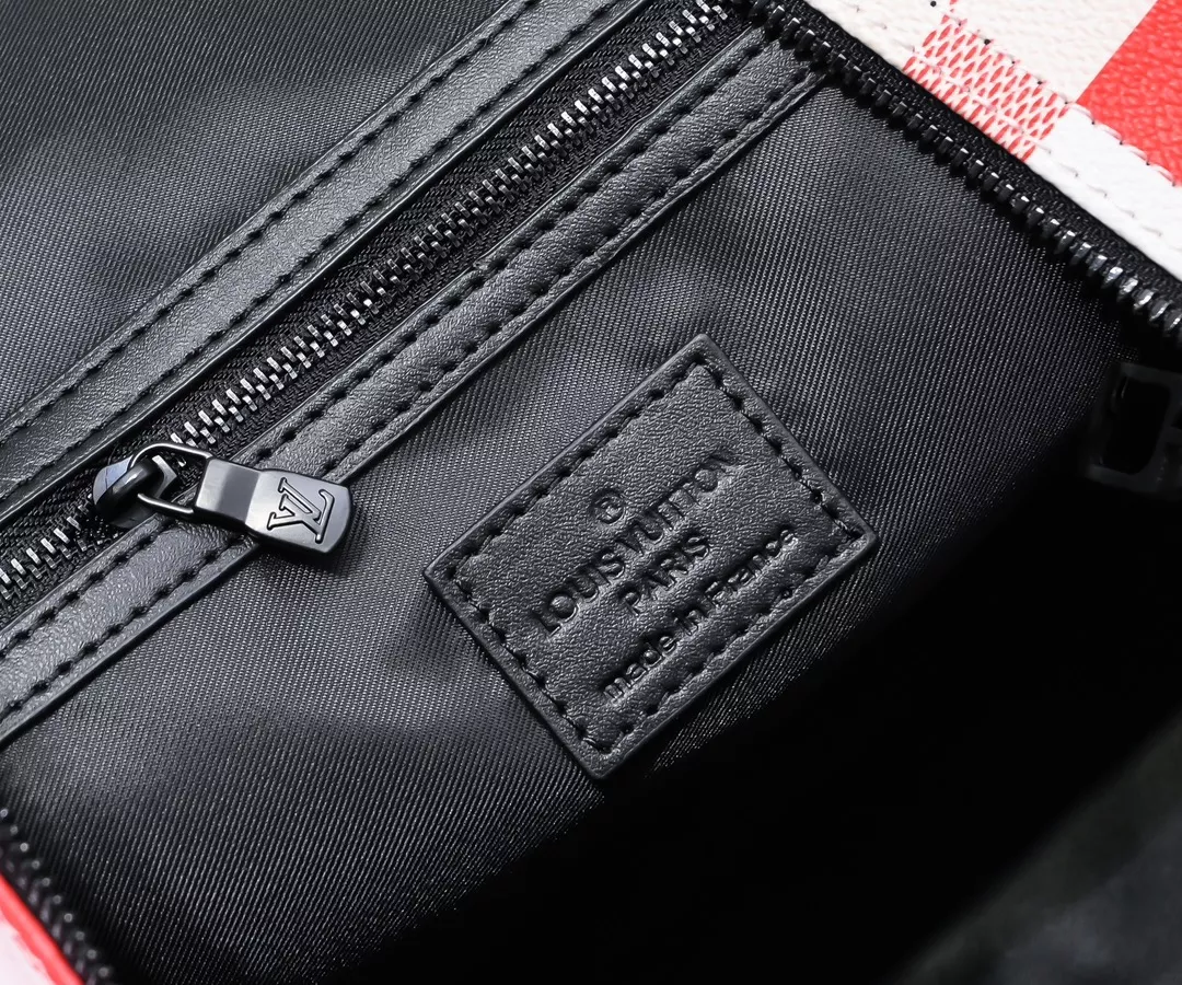 Louis Vuitton Travel Bags Sleek 1999 - Image 7