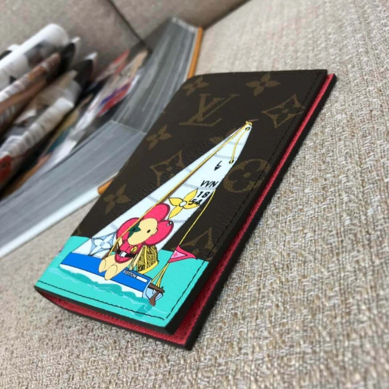 4 card sl Louis Vuitton Vivienne Sailing Passport Cover - Image 5