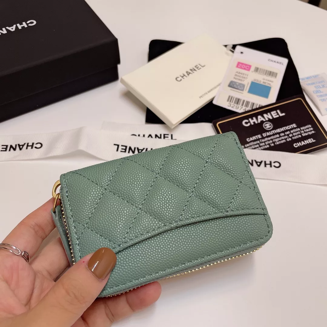 Minimalist 3680 Chanel Card Case - Image 3