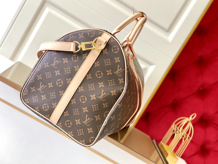 Minimalist 5608 Louis Vuitton Travel Bags - Image 4