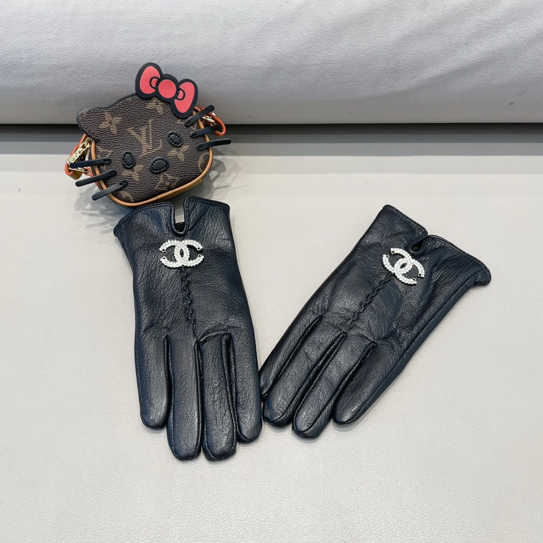Minimalist 5763 Chanel Gloves For Women - Image 4